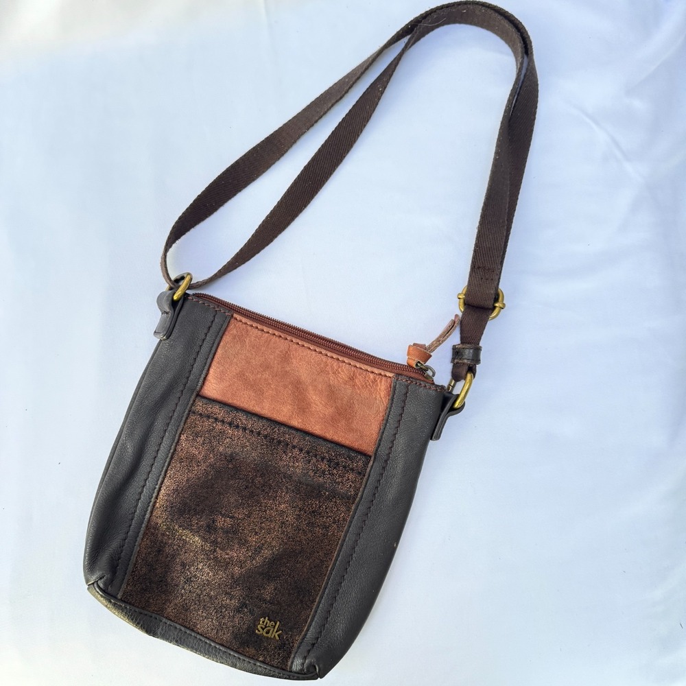 The Sak small Iris Crossbody Bag Glitter Brown Suede Leather Multitone Purse
